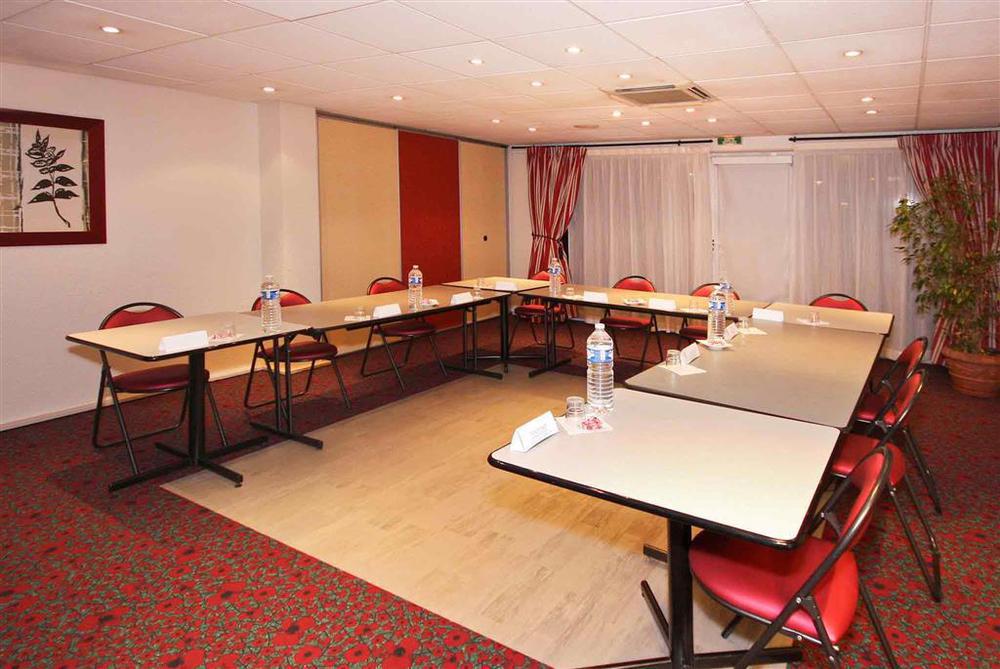 ibis Clermont Ferrand Sud Herbet Einrichtungen foto